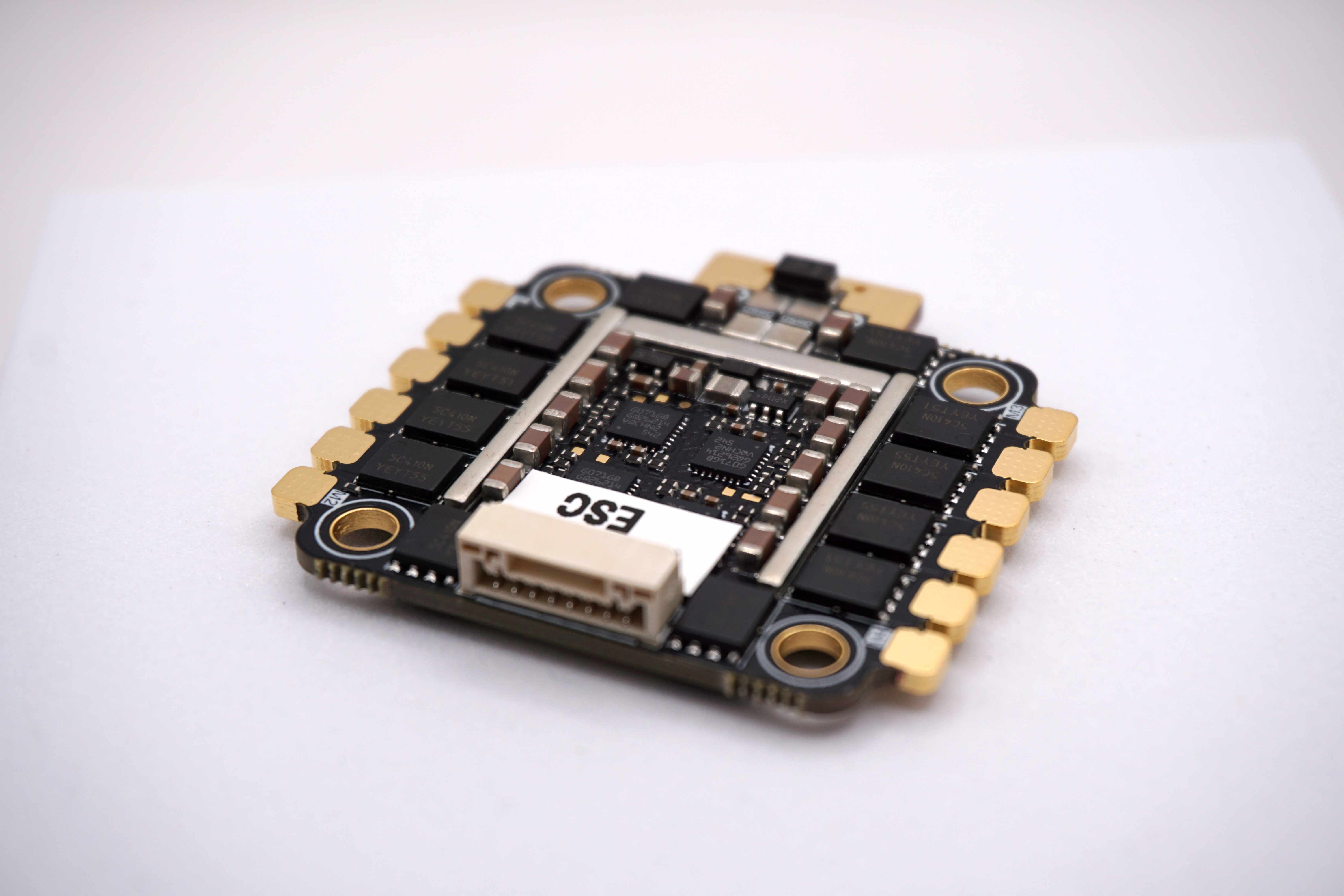 taiphoon_ESC_top_back